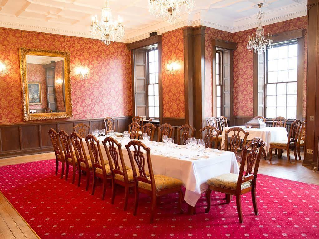 Отель Carberry Tower Mansion House And Estate Массельбург Экстерьер фото